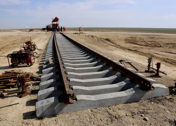 The first stage of railway tracks construction under the Deep oil refinery complex completed