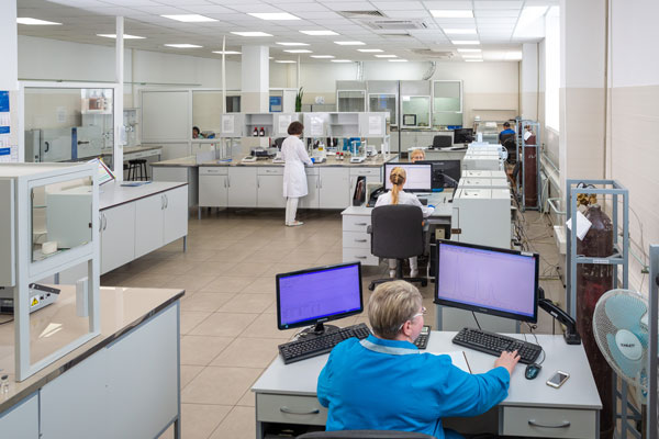 SAMRUK KAZYNA, RUSNANO & SINTEZ CAPITAL plan to invest 14 billion rubles in chemical industry