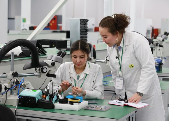 ТОО «Еврокоптер Казахстан инжиниринг» получил два сертификата