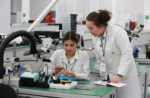 Сегодня Глава Государства торжественно запустил производственную линию АО «НК «Казахстан инжиниринг» 