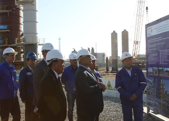 «KazMunayGas - Processing and Marketing» JSC handed over 143 petrol stations to the management of small and medium businesses