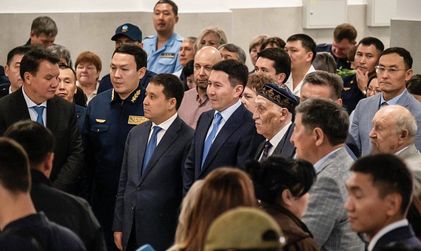 Нұрлан Жақыпов Өскемен-1 жаңартылған вокзалының ашылуына қатысты