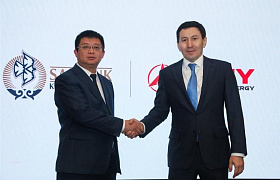 Бейжіңде «Самұрық-Қазына» басшысы Нұрлан Жақыпов SANY Renewables директорлар кеңесінің төрағасы Ли Цянмен кездесті