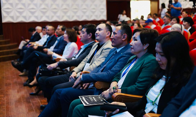 Samruk-Kazyna Fund Held a Meeting with Residents of Aktau on IPO Issues