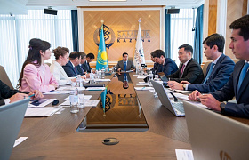 Samruk-Kazyna CEO Nurlan Zhakupov Chairs KEGOC Board of Directors Meeting