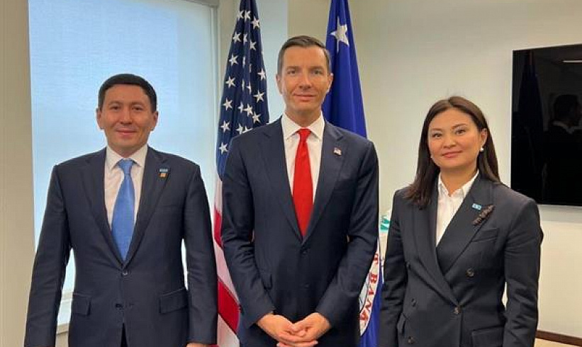 АҚШ-та «Самұрық-Қазына» қорының басқарма төрағасы Нұрлан Жақыпов пен EXIM Bank президенті және басқарма төрағасы Джон Йованович кездесті