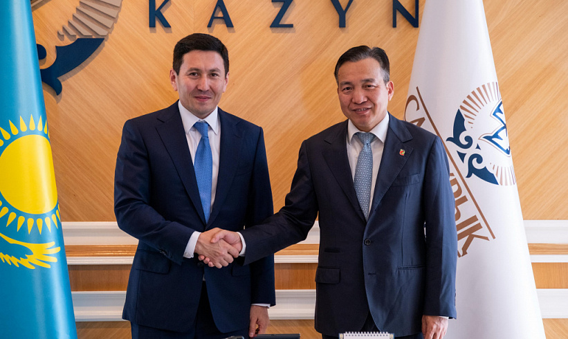 «Самұрық-Қазына» АҚ басшысы Нұрлан Жақыпов State Power Investment Corporation директорлар кеңесінің төрағасы Лю Миншэнмен кездесті