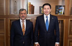 Nurlan Zhakupov, Chairman of the Management Board of Samruk-Kazyna JSC, met with Abdulsalam bin Mohammed Al Murshidi, President of the Oman Investment Authority