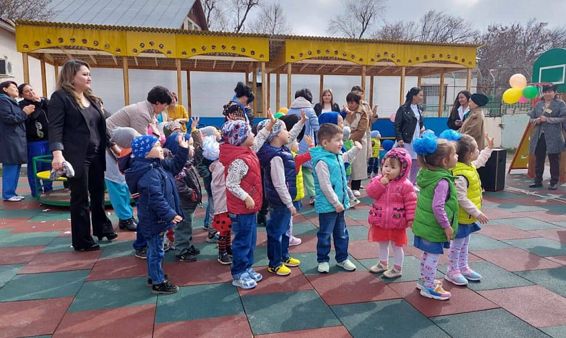 The orphanage received a playground as a gift from JSC Samruk-Kazyna