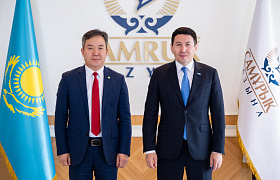 Председатель правления АО «Самрук-Қазына» встретился с руководством China Harbour Engineering Company