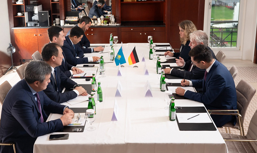 Нұрлан Жақыпов Rhenus Group басқармасының арнайы уәкілетті өкілімен кездесті