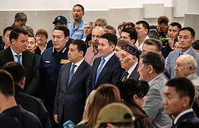 Нұрлан Жақыпов Өскемен-1 жаңартылған вокзалының ашылуына қатысты