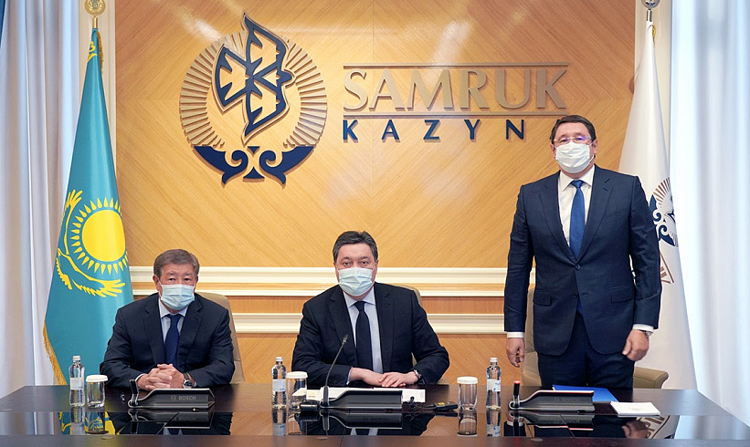 Prime Minister Askar Mamin introduces new head of 