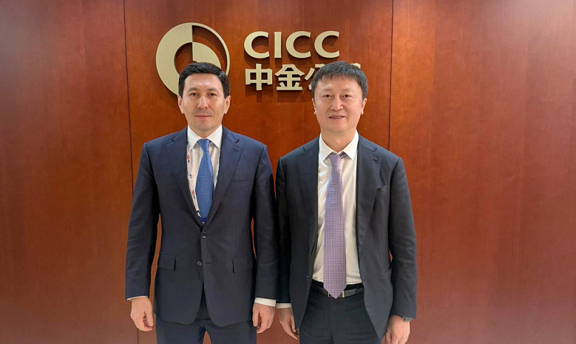 Nurlan Zhakupov met with Mr. Wang Shuguang, Deputy Chairman of the Board of Directors, President and member of the CICC Management Committee