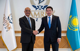 Head of the Fund Nurlan Zhakupov met with Khalid Nawaz Awan, Founder and Chairman of Tranzum Courier Service, Chief Executive Officer Ahmed Zafar, and shareholder Alexander Abramov